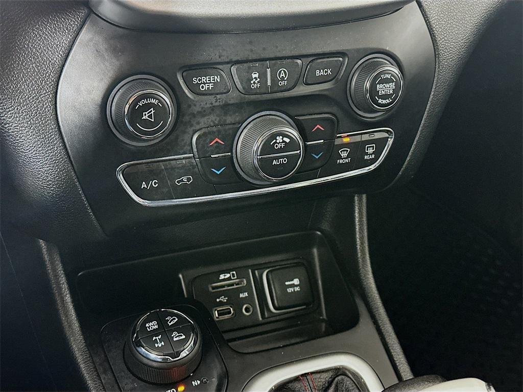 used 2017 Jeep Cherokee car, priced at $11,985