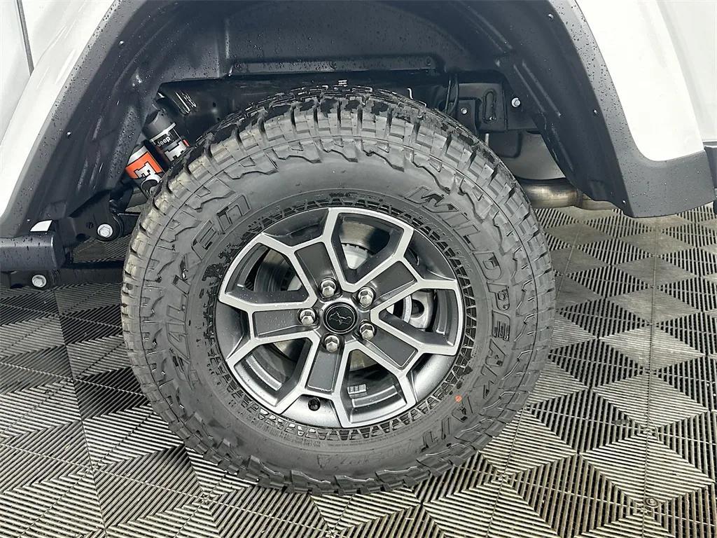 new 2026 Jeep Gladiator car, priced at $66,480