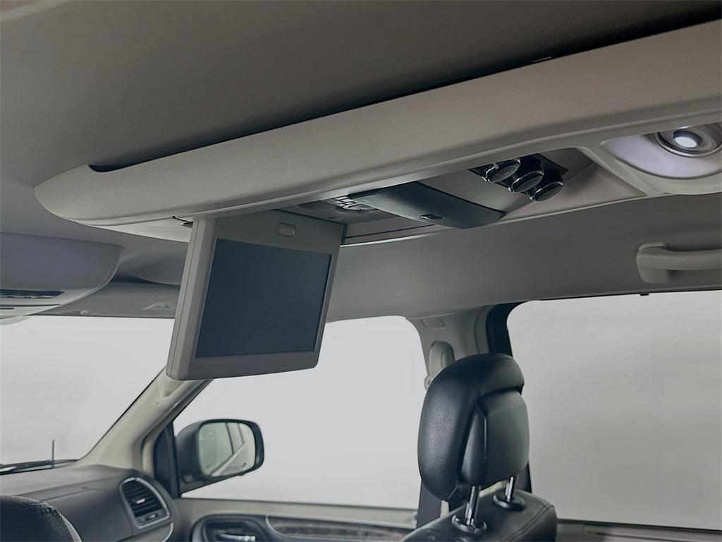 used 2016 Chrysler Town & Country car, priced at $9,585