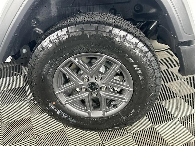 new 2025 Jeep Wrangler car, priced at $40,516