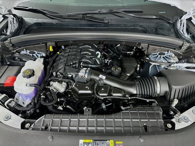 new 2025 Jeep Grand Cherokee car, priced at $43,644