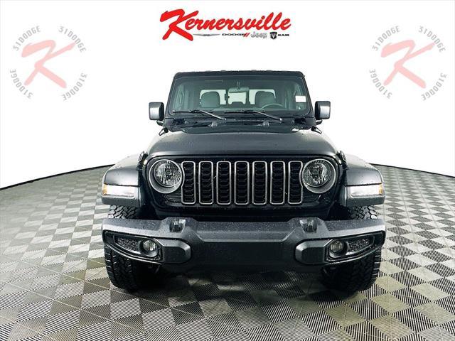 new 2025 Jeep Gladiator car, priced at $39,723