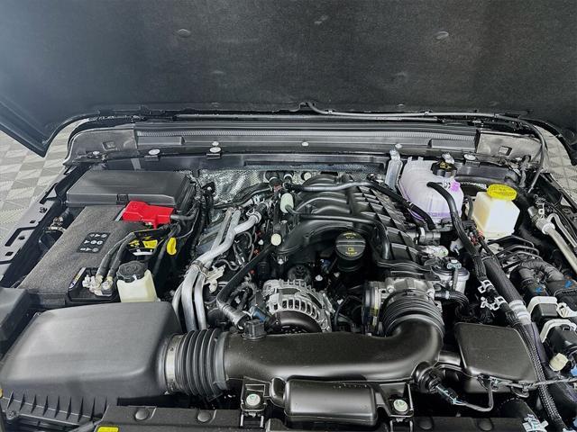 new 2025 Jeep Gladiator car, priced at $39,723