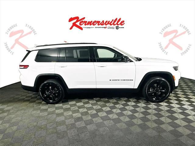new 2025 Jeep Grand Cherokee L car, priced at $46,664