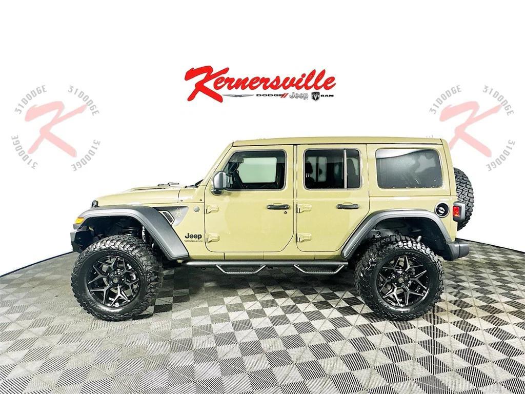 new 2025 Jeep Wrangler car, priced at $65,870