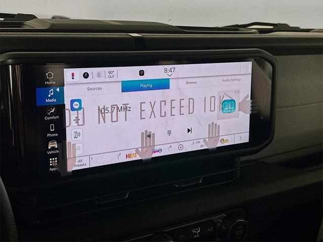 new 2025 Jeep Gladiator car, priced at $41,456