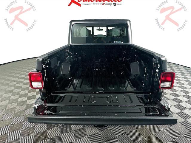 new 2025 Jeep Gladiator car, priced at $41,456