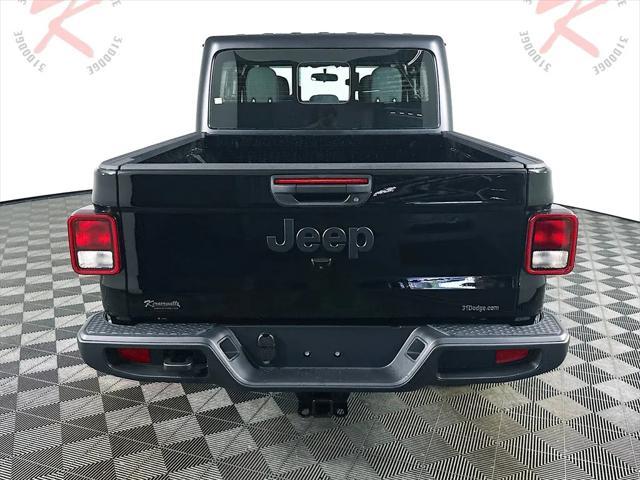 new 2025 Jeep Gladiator car, priced at $41,456