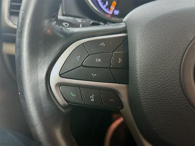 used 2021 Jeep Grand Cherokee car, priced at $17,485