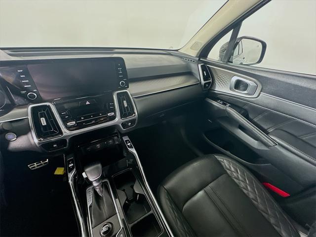 used 2022 Kia Sorento car, priced at $29,435