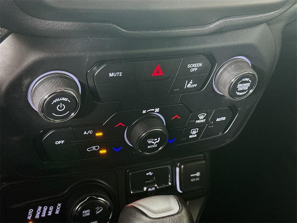 used 2023 Jeep Renegade car, priced at $24,135