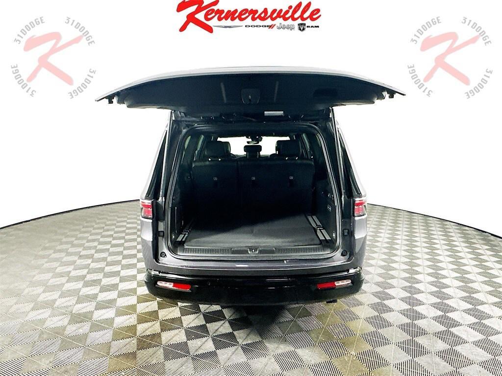 new 2025 Jeep Wagoneer L car, priced at $83,559