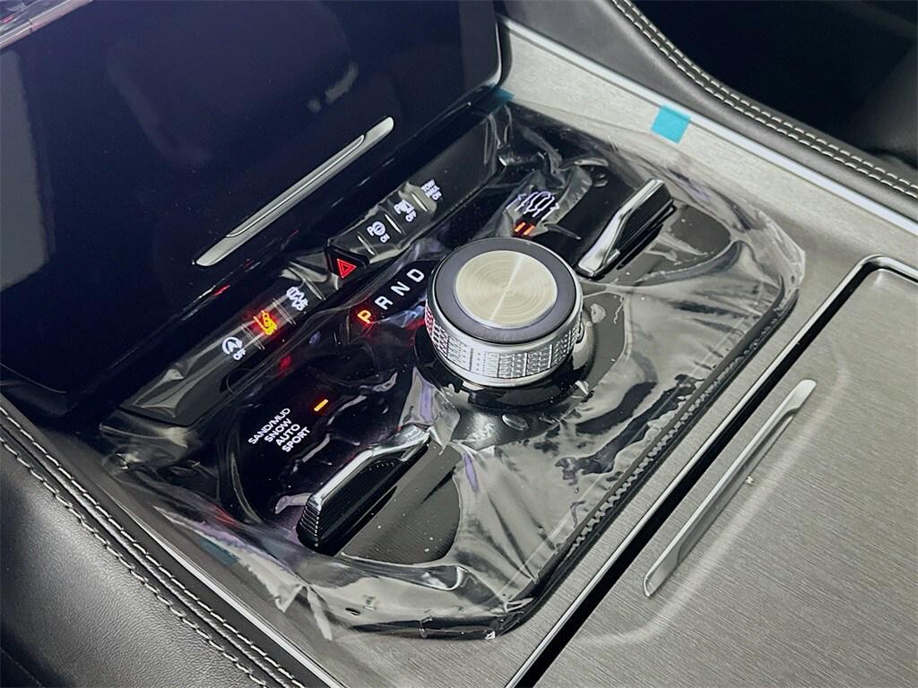 new 2025 Jeep Wagoneer L car, priced at $83,559