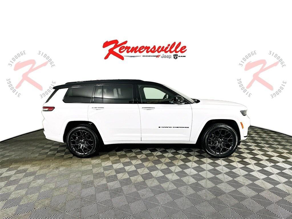 new 2025 Jeep Grand Cherokee L car, priced at $63,821