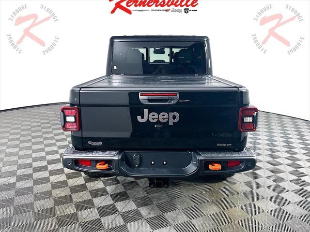 new 2025 Jeep Gladiator car, priced at $54,380