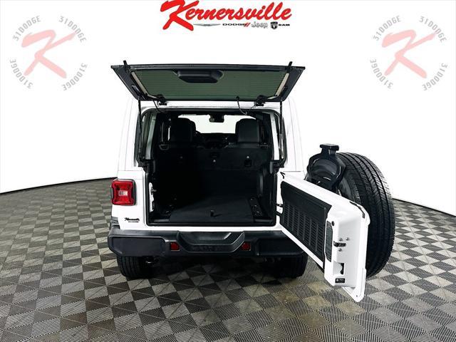 new 2025 Jeep Wrangler car, priced at $51,188