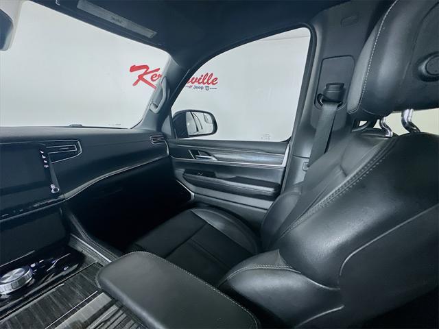 used 2022 Jeep Wagoneer car