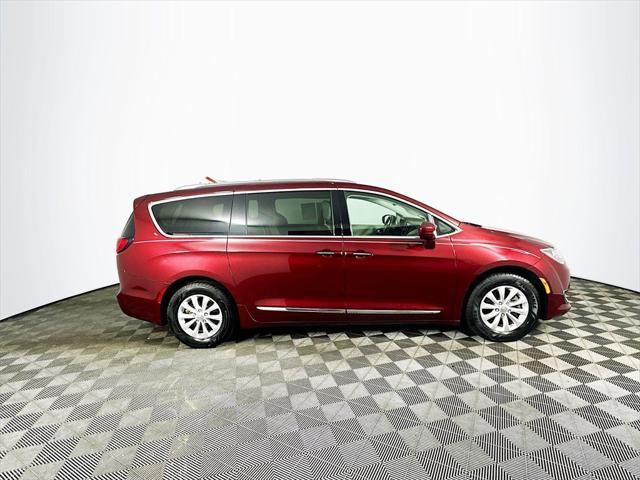 used 2018 Chrysler Pacifica car, priced at $17,885