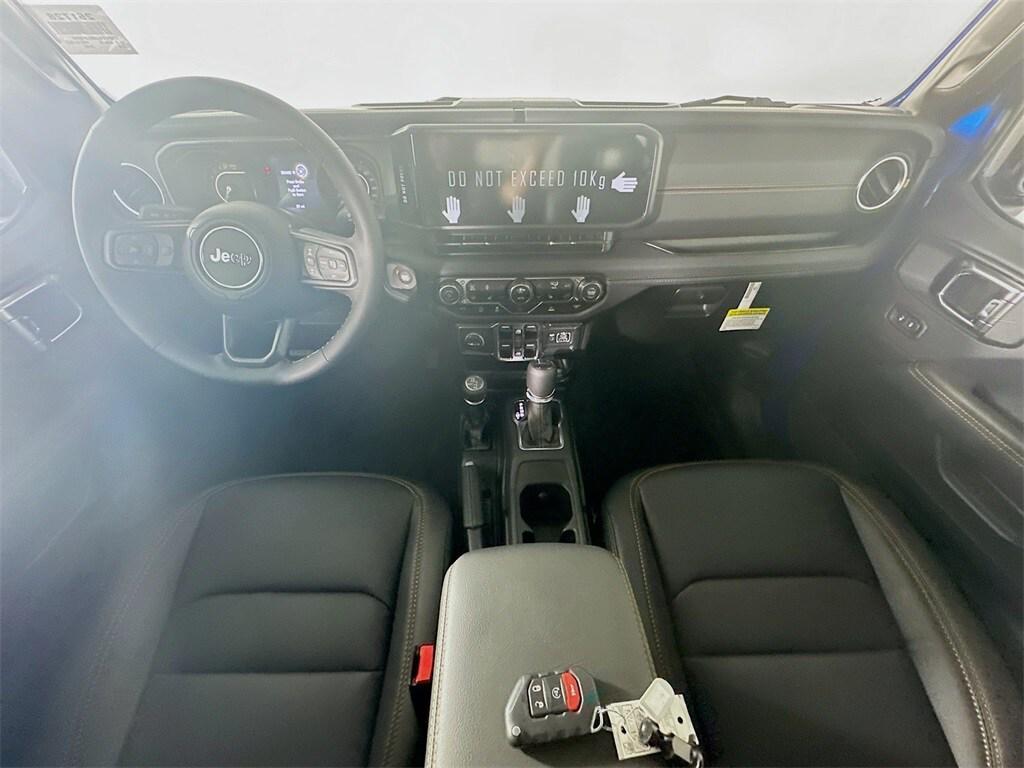 new 2025 Jeep Gladiator car, priced at $42,135