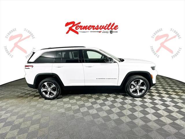 new 2025 Jeep Grand Cherokee car, priced at $43,453