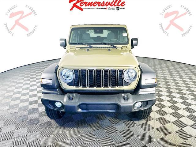 new 2025 Jeep Wrangler car, priced at $40,365