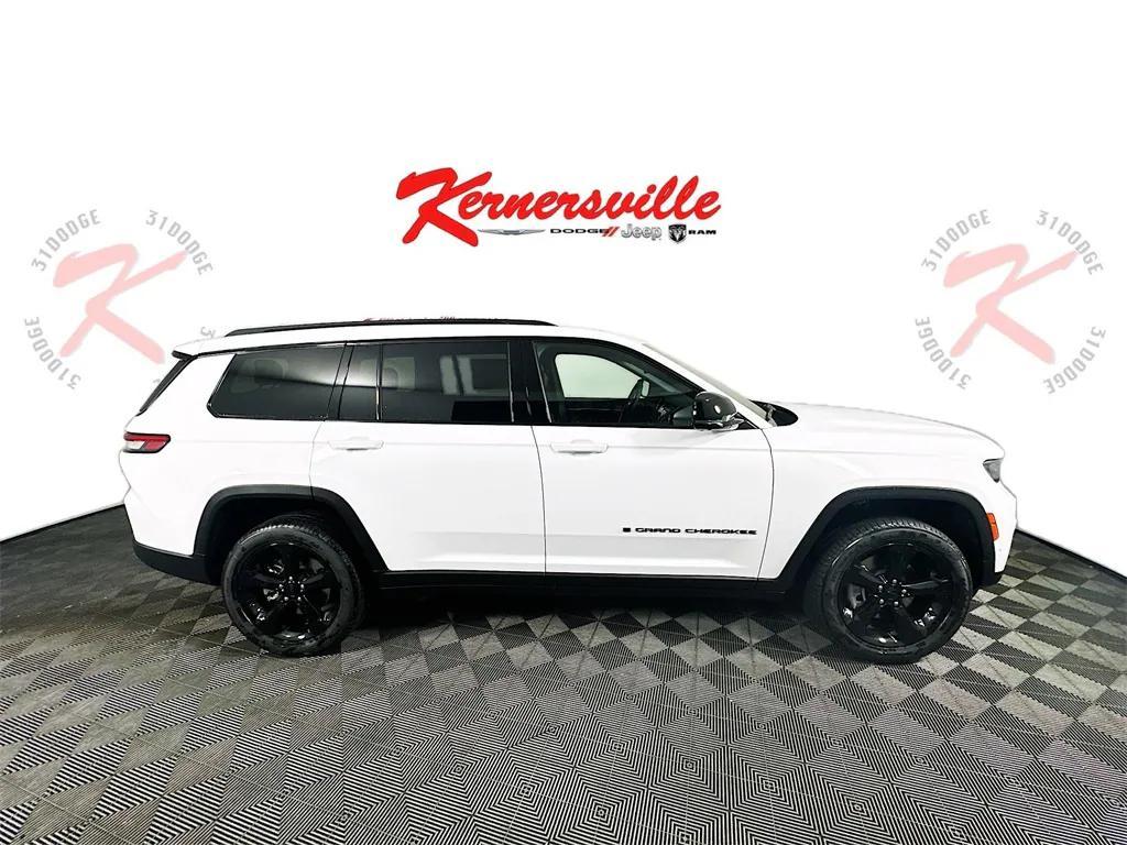 new 2025 Jeep Grand Cherokee L car, priced at $48,412