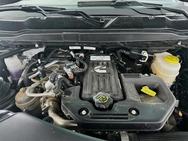 new 2025 Ram 3500 car, priced at $75,463