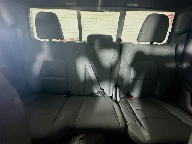 new 2025 Ram 1500 car, priced at $43,376