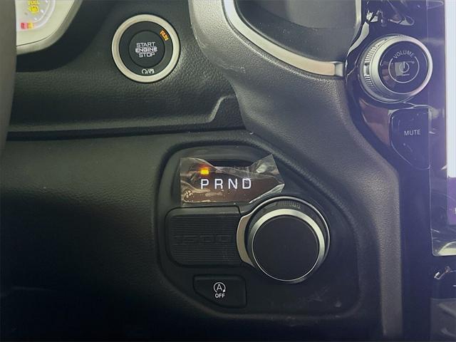 new 2025 Ram 1500 car, priced at $43,376