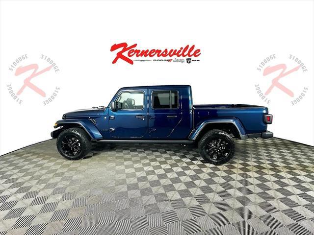 new 2025 Jeep Gladiator car, priced at $39,984