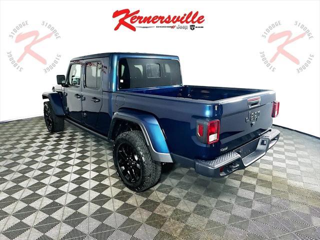 new 2025 Jeep Gladiator car, priced at $39,984