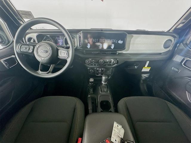 new 2025 Jeep Gladiator car, priced at $39,984
