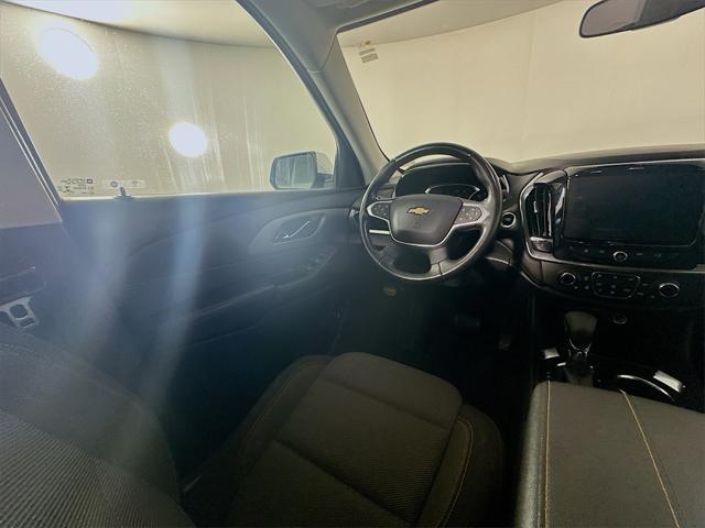 used 2021 Chevrolet Traverse car, priced at $23,135