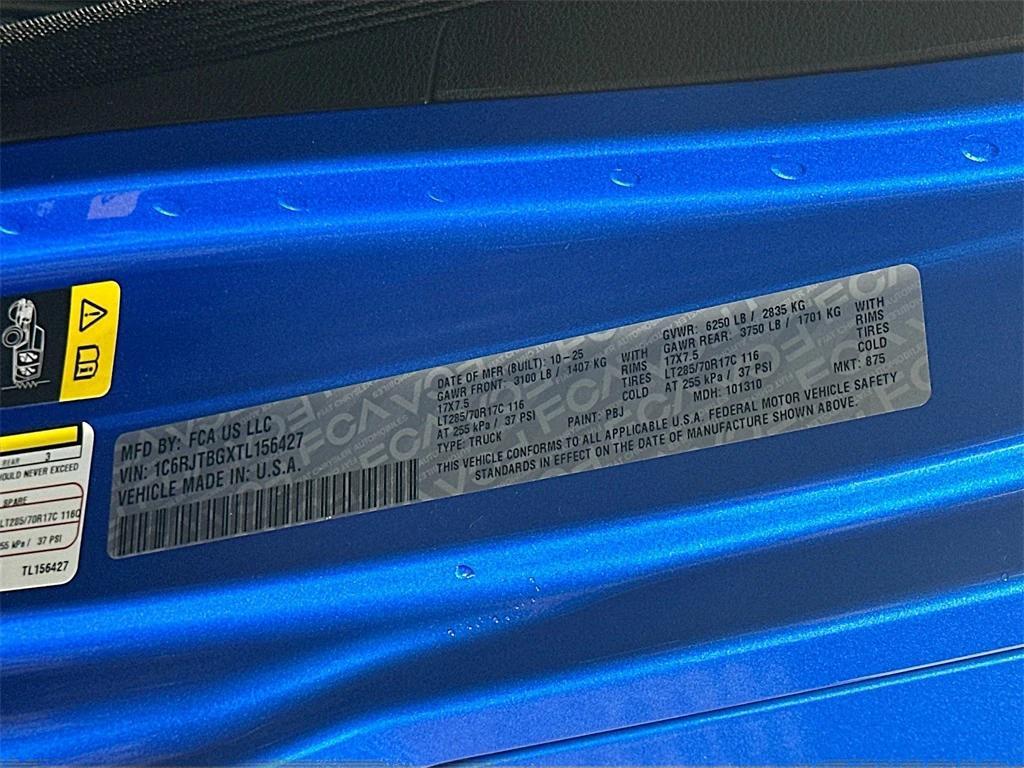 new 2026 Jeep Gladiator car, priced at $67,075