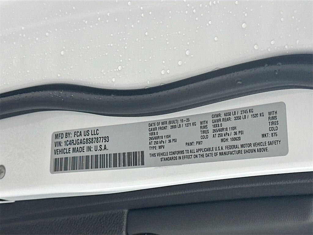 new 2025 Jeep Grand Cherokee car, priced at $35,633