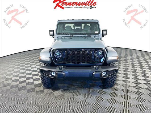 new 2025 Jeep Gladiator car, priced at $46,121
