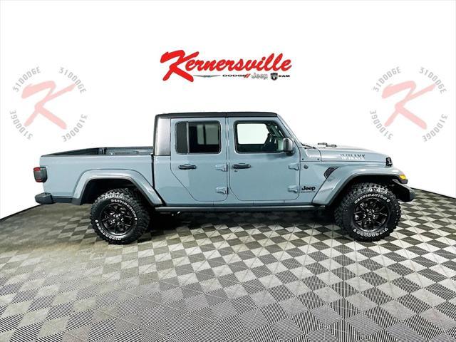 new 2025 Jeep Gladiator car, priced at $46,121