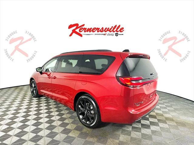 new 2025 Chrysler Pacifica car, priced at $48,180