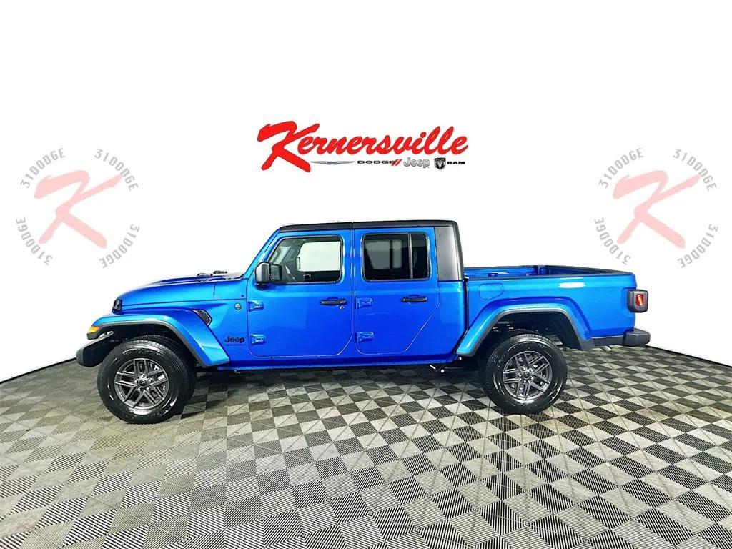 new 2025 Jeep Gladiator car, priced at $41,952