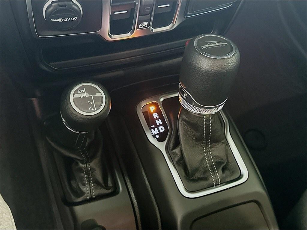 new 2025 Jeep Gladiator car, priced at $37,123