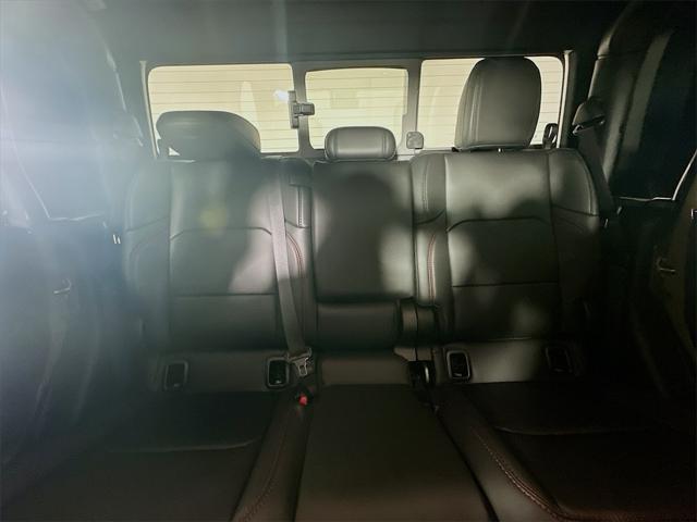 new 2025 Jeep Gladiator car, priced at $53,589