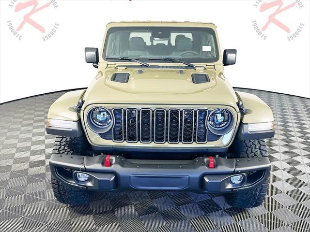 new 2025 Jeep Gladiator car, priced at $53,589