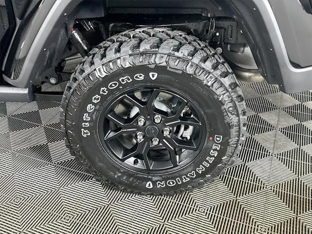 new 2025 Jeep Gladiator car, priced at $46,220