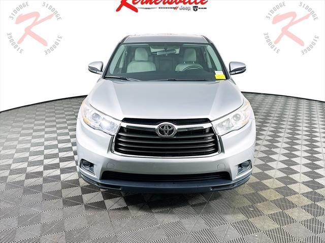 used 2016 Toyota Highlander car, priced at $13,985