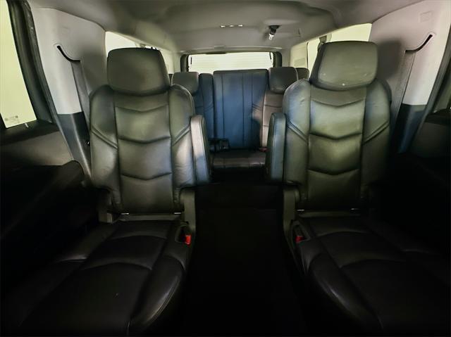 used 2018 Cadillac Escalade ESV car, priced at $33,185