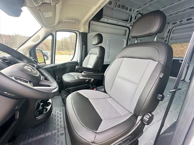 new 2024 Ram ProMaster 3500 car, priced at $45,723