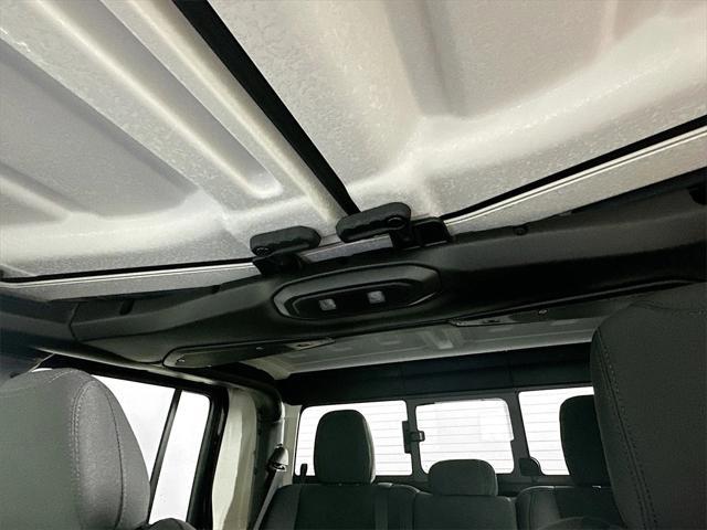 new 2025 Jeep Gladiator car, priced at $47,730