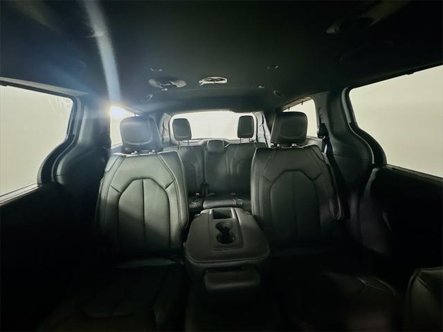 new 2025 Chrysler Pacifica car, priced at $45,008