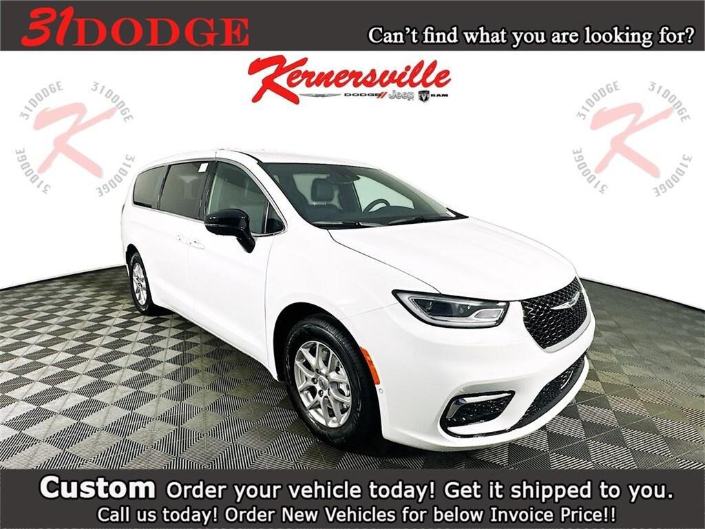new 2025 Chrysler Pacifica car, priced at $42,568