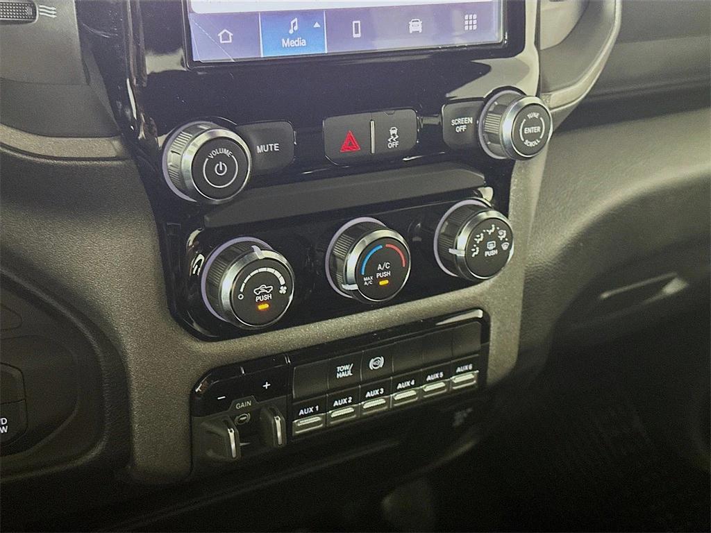 new 2025 Ram 3500 car, priced at $61,649